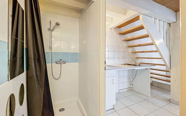 Appartement à vendre    2 pièces • 24,44 m2 Bourg-lès-Valence