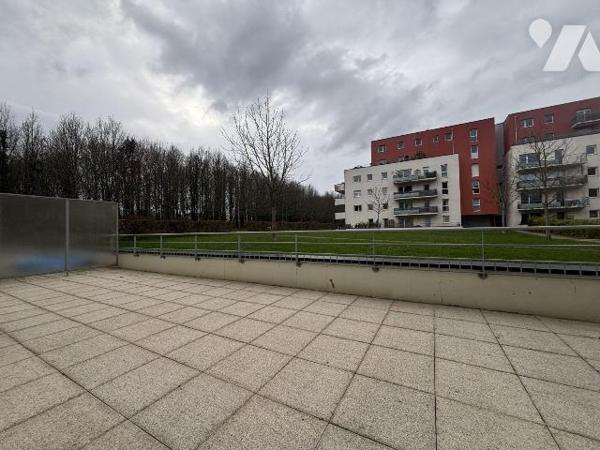 EXCLUSIVITÉ-QUARTIER BEAUREGARD- APPARTEMENT TYPE 3 -GRANDE TERRASSE ET GARAGE SECURISÉE-
Vene...