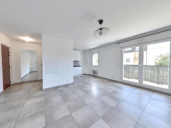 Appartement Noisy Le Grand 2 pièces - Limite Bry sur Marne