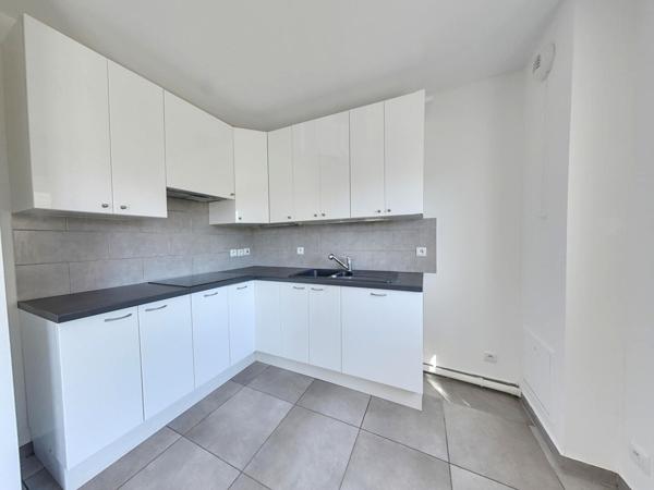 Appartement Noisy Le Grand 2 pièces - Limite Bry sur Marne