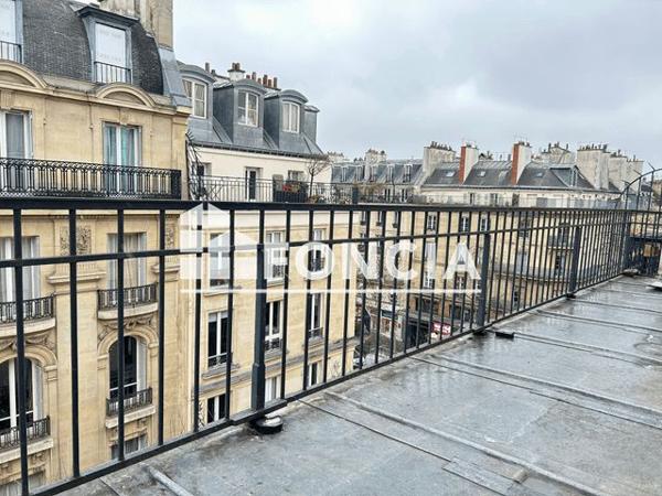 Location Appartement 4 pièces 76.51 m² - 64 RUE RAMBUTEAU Paris 75003