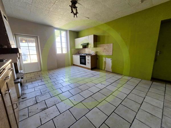 Maison à SAINT BONNET SUR GIRONDE (17150)