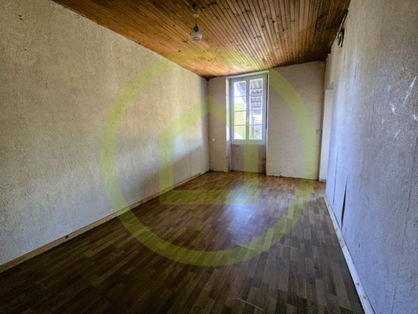 Maison à SAINT BONNET SUR GIRONDE (17150)