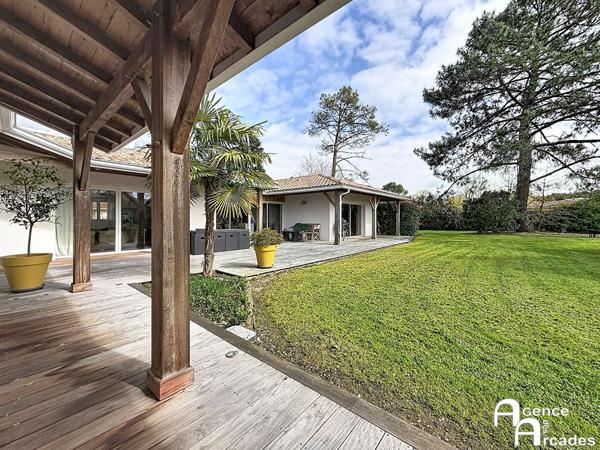 Villa contemporaine de standing - Architecture et volumes d'exception Blanquefort (33290)