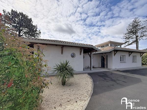 Villa contemporaine de standing - Architecture et volumes d'exception Blanquefort (33290)