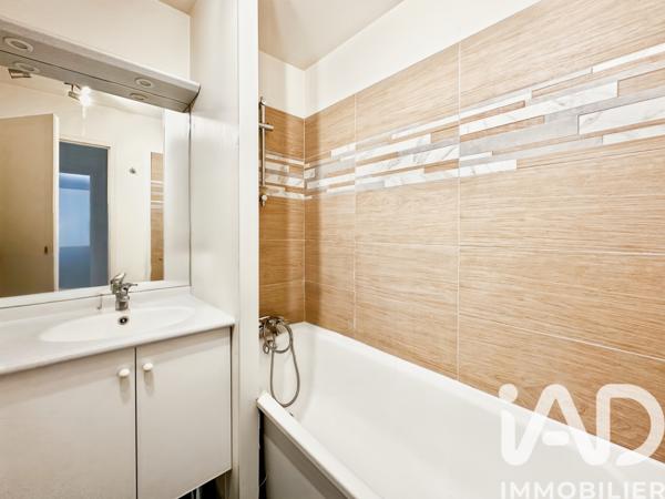 Appartement à vendre 2 pièces 48 m² Sainte-Geneviève-des-Bois