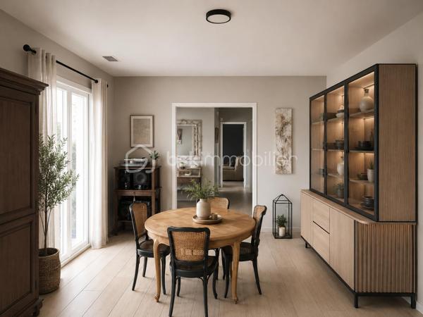 Coup de cœur assuré pour cette magnifique maison de 130 m² alliant charme, confort et convivialité

Dès l’entrée, vous serez séduits par une superbe pièce de vie baignée de lumière, où le chaleureux poêle à bois crée une atmosphère cocooning idéale pour partager de beaux moments en famille ou entre amis. Le confort est complété par un chauffage gainable pour un bien-être optimal en toute saison.

La maison offre 3 belles chambres et des espaces parfaitement pensés pour une vie agréable au quotidien.

À l’extérieur, le charme continue avec un magnifique jardin arboré de 830 m², véritable havre de paix, sublimé par une splendide piscine qui invite à la détente et aux journées ensoleillées.

Un grand garage attenant de 45 m² complète ce bien rare et offre un potentiel exceptionnel d’agrandissement ou d’aménagement selon vos envies.

Située à proximité immédiate de toutes les commodités, cette maison réunit tous les atouts pour accueillir votre nouveau projet de vie.

 Une maison pleine de charme où il ne reste plus qu’à poser vos valises !