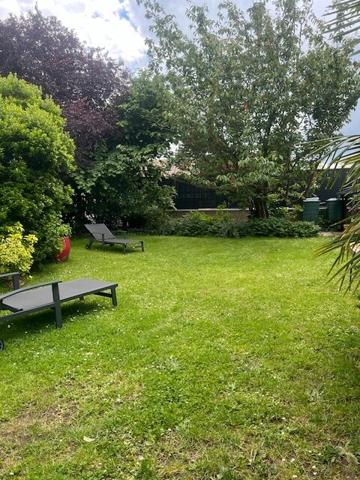 Pavillon individuel 132 M2 sans vis à vis.