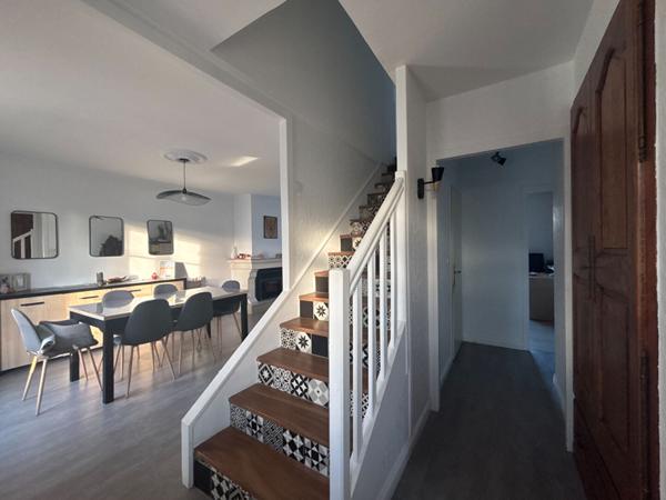 Maison dans le bourg d'Entrammes - 5p -127.87 m2 - 4 chambres