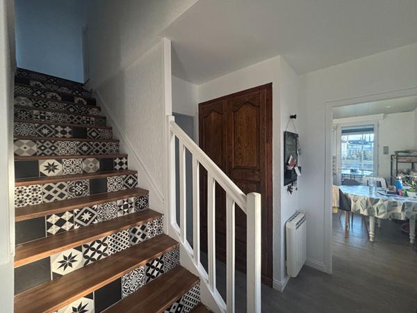 Maison dans le bourg d'Entrammes - 5p -127.87 m2 - 4 chambres