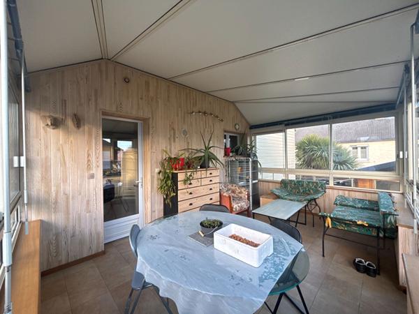 Maison dans le bourg d'Entrammes - 5p -127.87 m2 - 4 chambres