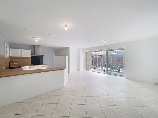 GUJAN-MESTRAS ! Maison 4 pièces de 125 m2 avec véranda, garage et patio !
