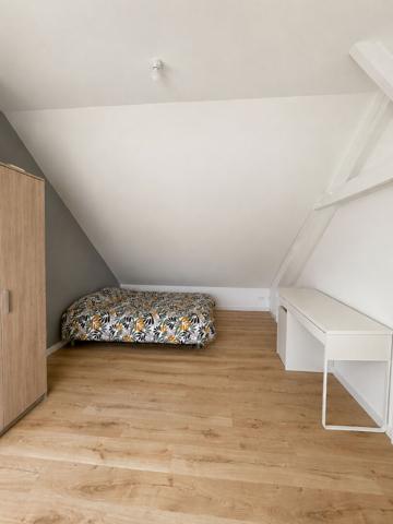 "APPARTEMENT MEUBLÉ 3 PIECES LE MANS 38M2"