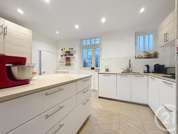 Maison à vendre  5 pièces - 199,73 m2 MELUN - 77