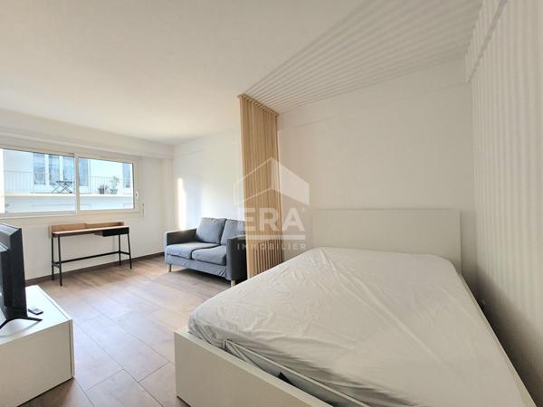 LOCATION PAU - T1 BIS meublé de 28 m² rénové et moderne