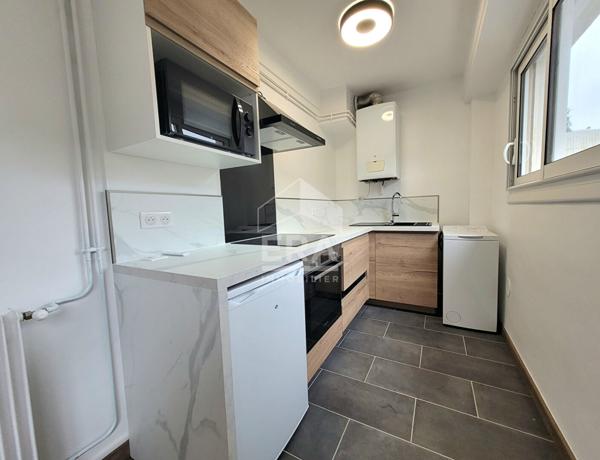 LOCATION PAU - T1 BIS meublé de 28 m² rénové et moderne