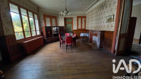 Maison à vendre 10 pièces 311,5 m² Saint-Bonnet-sur-Gironde