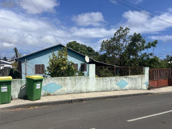 Maison à vendre à Saint-Pierre à la Réunion (97410), ref : 97411-338