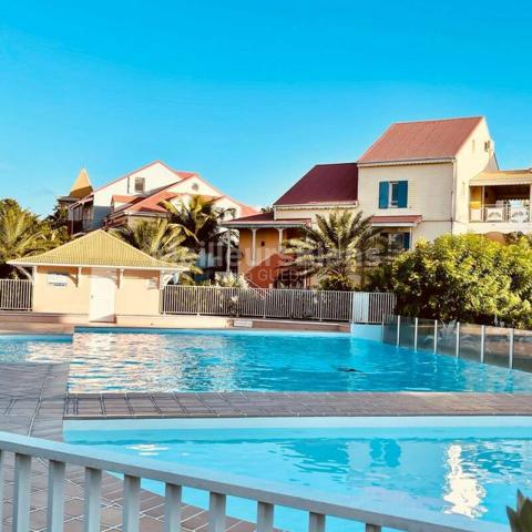 Bas Du Fort T3 meublé