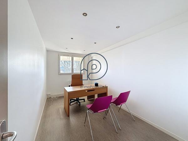🏢 LILLE – BOIS BLANC | BUREAUX 70 M² + GARAGE | EMPLACEMENT STRATÉGIQUE
