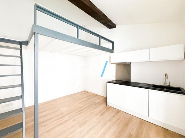T2 + Mezzanine - Coeur du Vieux-Lille - Rue de Thionville , Lille