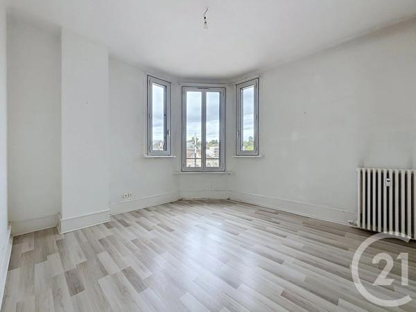 Immeuble à vendre  454,67 m 2   MONTBELIARD  - 25