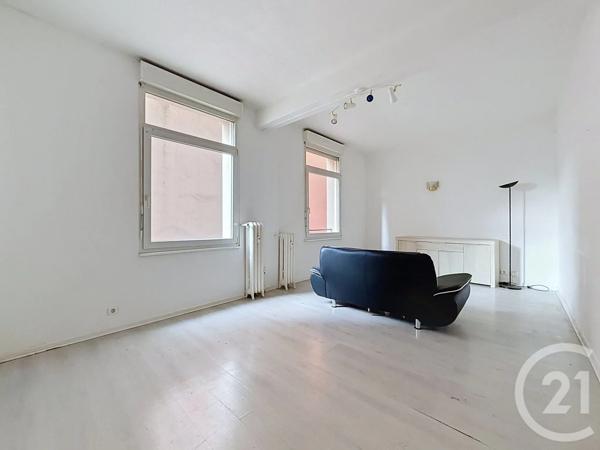 Immeuble à vendre  454,67 m 2   MONTBELIARD  - 25