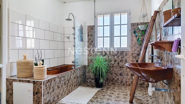 Maison à vendre à Les Sables d'Olonne Bourg Olonne 170 m² 4 chambres bureau terrain 1570 m²