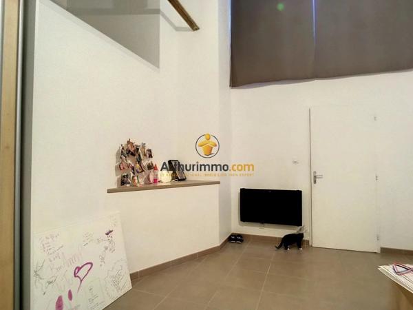 Vente                                                      Appartement
                        
                     4 pièces                      92 m2                     à Perpignan
