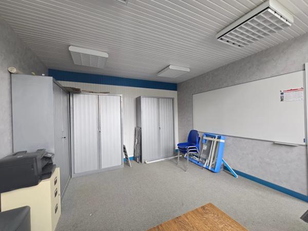 Local professionnel 190 m² – Lourches (59) – Idéal activités de santé