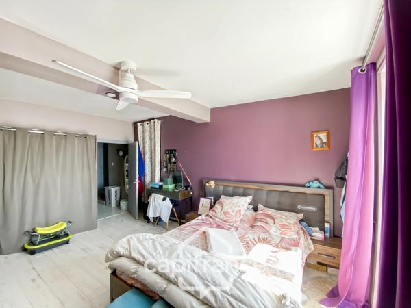 Maison à vendre 5 pièces SAINT VALLERIN (71)