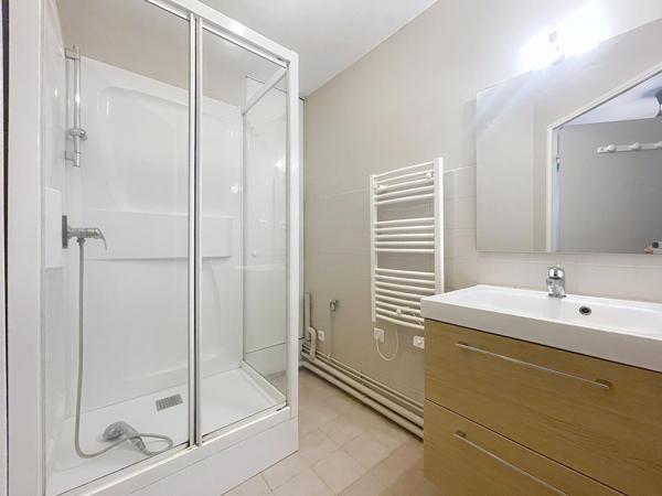 T2 AU CALME AVEC JARDIN ET PARKING