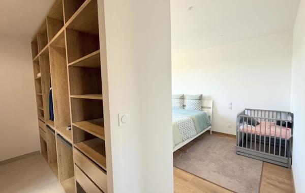 Vente Villa Neuve et piscine Joyeuse   