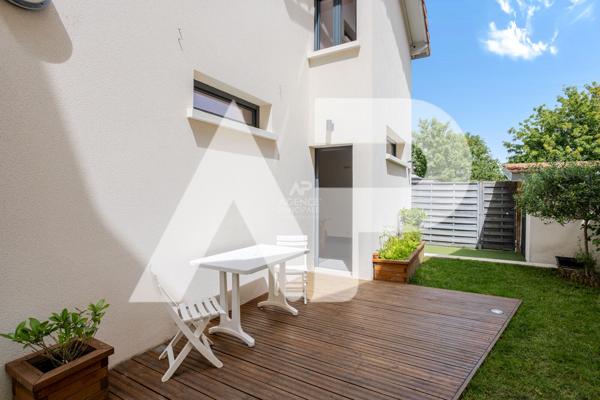 CHAVILLE RIVE GAUCHE - Maison Familiale 795 000 € **  - Référence  665-S