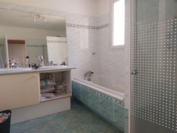 Maison 5 pièce(s) 3 chambre(s) 135 m²