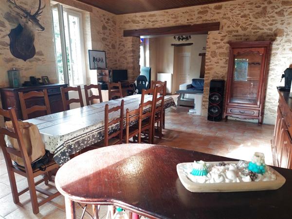 Maison 5 pièce(s) 3 chambre(s) 135 m²