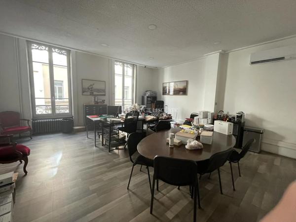 Bureau à louer à Lyon (69002)