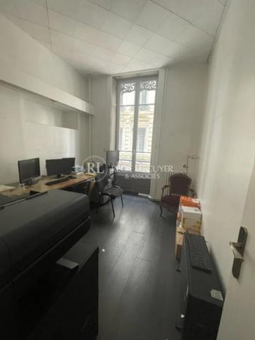 Bureau à louer à Lyon (69002)