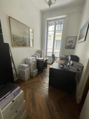 Bureau à louer à Lyon (69002)