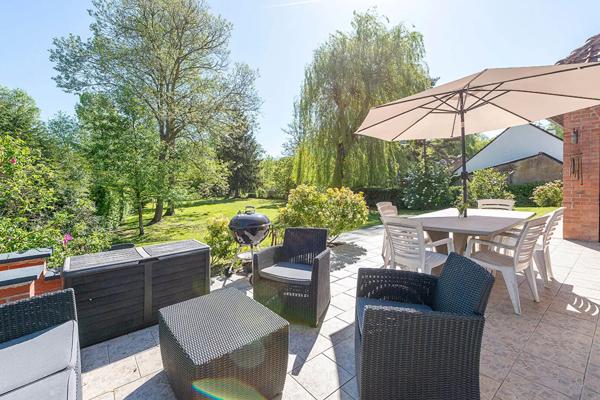 Maison à vendre 12 pièces 248m² Saint-Amand-les-Eaux (59230)