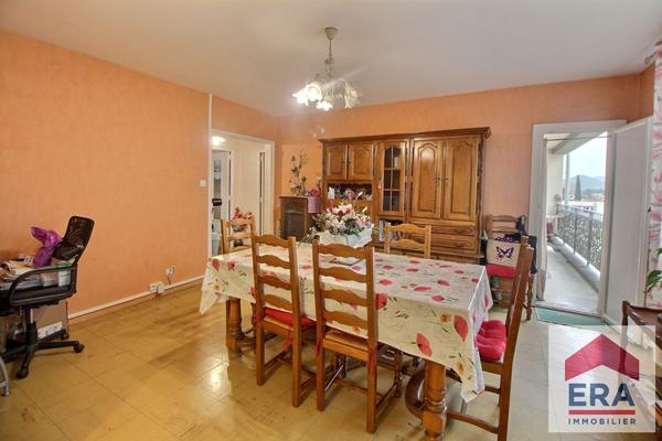 Appartement de 80 m² habitable à Saint-Paul-Trois-Châteaux