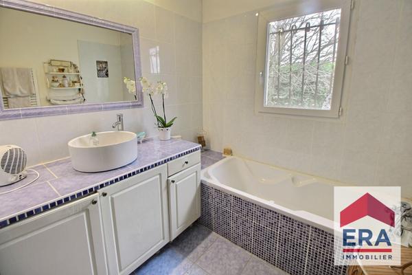 Maison à vendre à Bollène - 106m² habitable sur 799m² de terrain