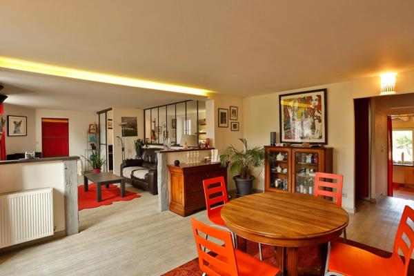 Dpt Indre (36), à vendre proche de LA CHATRE propriété de 154 m² et plus de 900 m2 de dépendances - Piscine - Terrain de 1,88 Ha