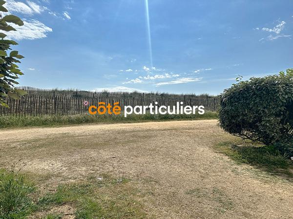 Vente Parking / box13,9 m² - SAINT HILAIRE DE RIEZ (85270)