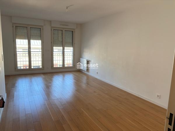 Location Appartement 2 pièces 47.6 m² - La Garenne-colombes 92250