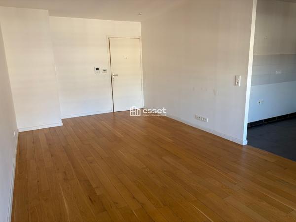 Location Appartement 2 pièces 47.6 m² - La Garenne-colombes 92250