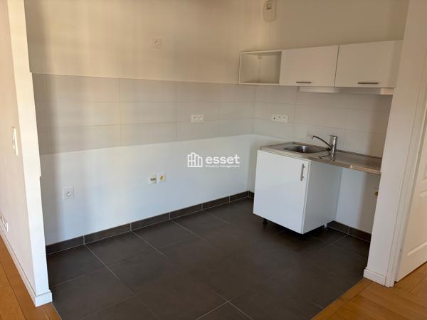 Location Appartement 2 pièces 47.6 m² - La Garenne-colombes 92250