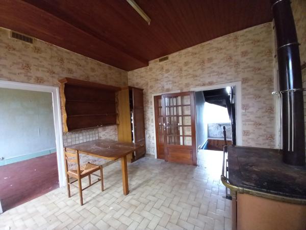 PREMERY 58700 Maison centre ville avec toutes commodités