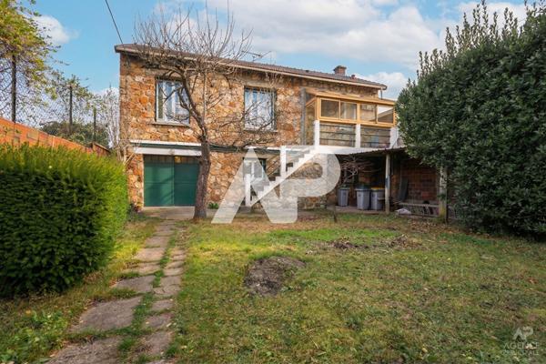 Maison Rueil-Malmaison 3 pièce(s) 90m2 590 000 € **  - Référence  19894
