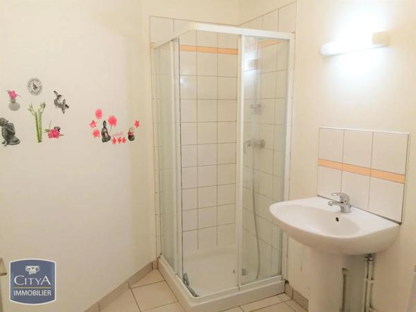 Appartement à louer 2 pièces 43.76m²